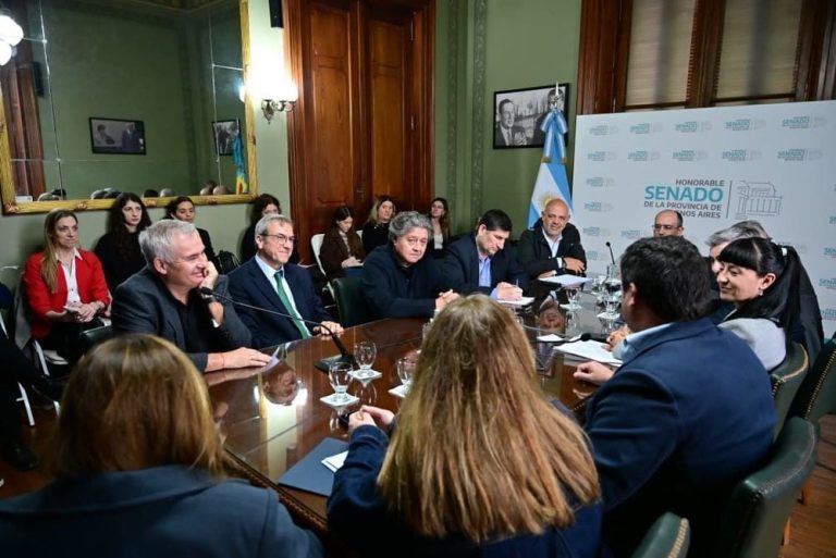 Proponen una actualización del sistema portuario